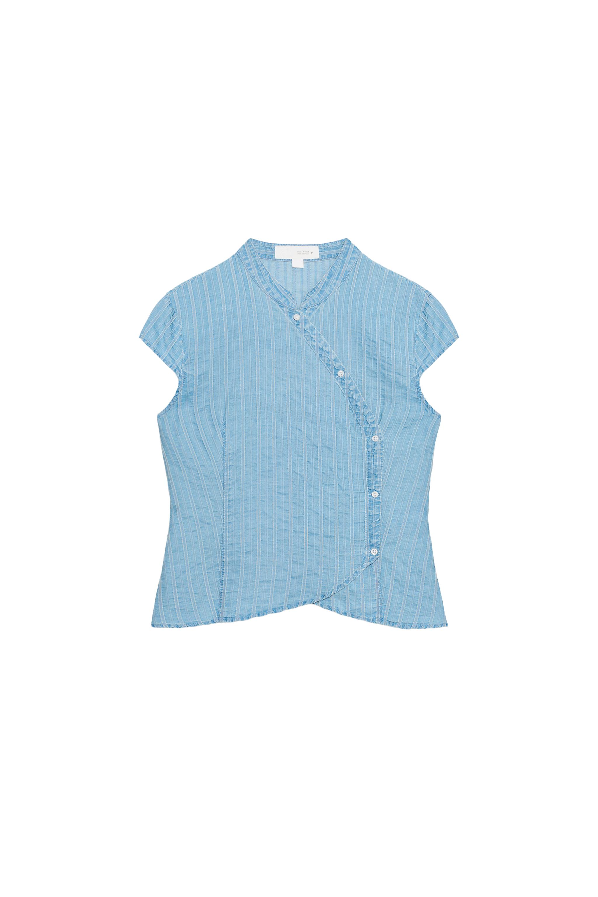 STRIPED BUTTON-FRONT WRAP TOP